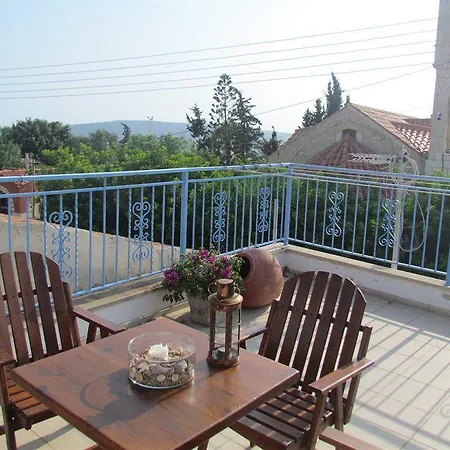 George Guest house Pentakomo