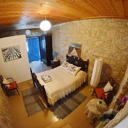 Guest house George Pentakomo