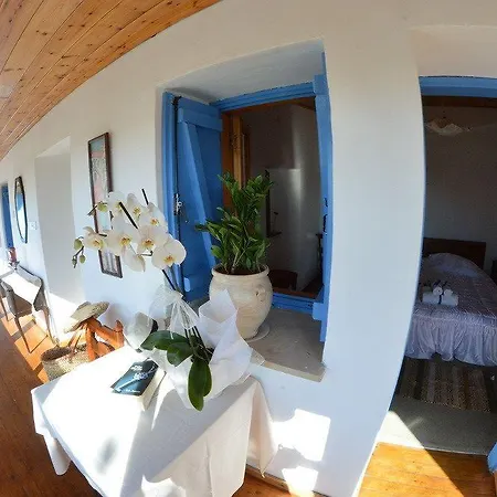 George Guest house Pentakomo