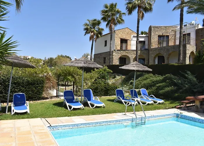 George Penzion Pentakomo