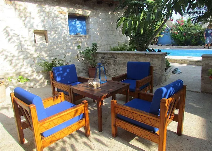 George Penzion Pentakomo