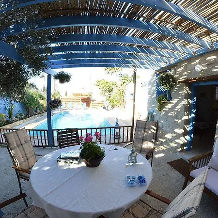 Guest house George Pentakomo